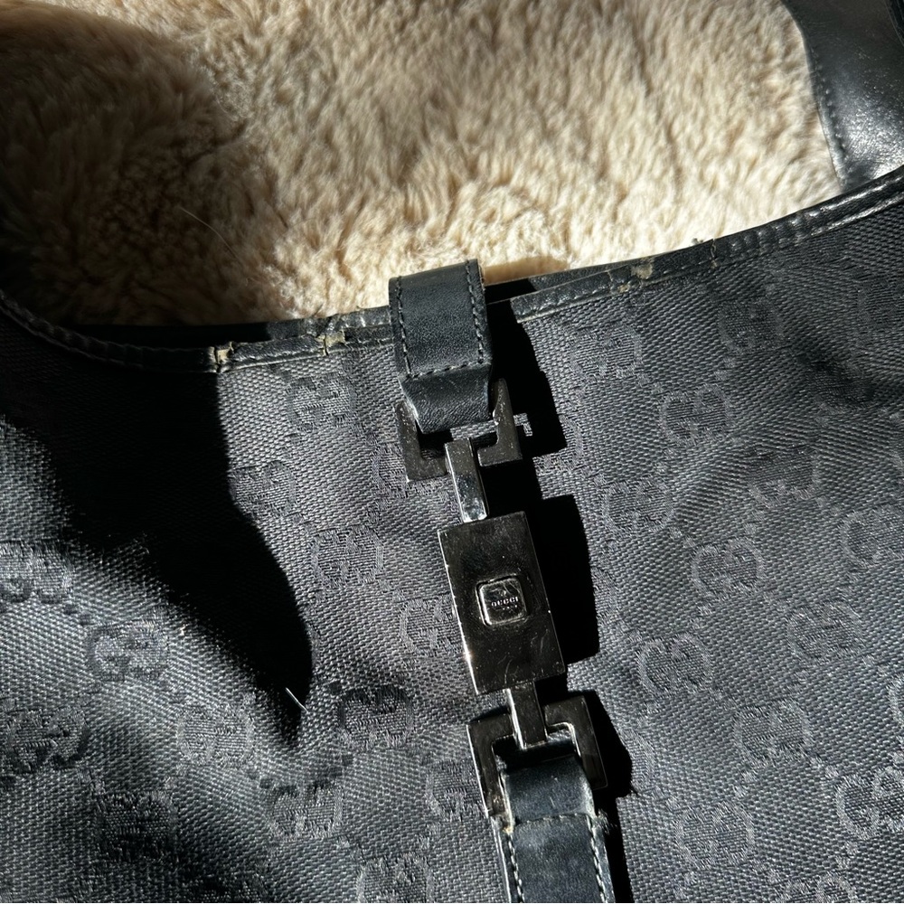 Project Bag: Gucci Tom Ford Jackie Black Monogram Shoulder Bag - Picture 2 of 13